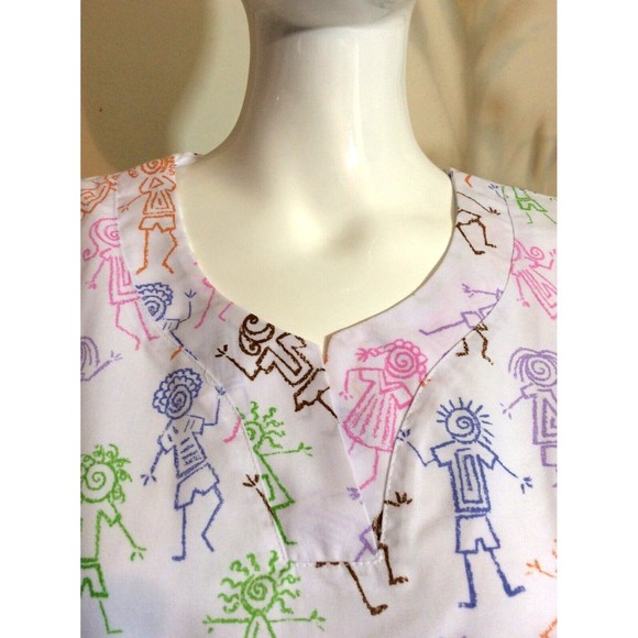 WS Gear Women's V-Neck Children Design Medical Scrub Top Uniform White 2XL - Picture 3 of 8